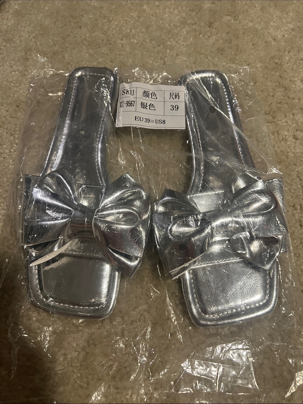 Silver Bow Slide Sandals Sz 39 NWT
